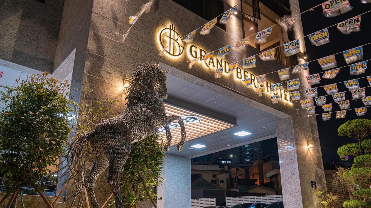Yeongdo Grandbern Hotel Busan Exterior foto